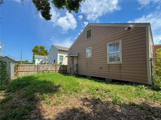 $1,600 | Undisclosed Address, New Orleans, LA 70122