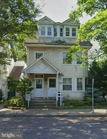 $1,650 | 158 West State Street, Doylestown, PA 18901