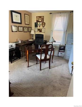 $255,000 | 100 Brooklyn Avenue, Unit 3L, Freeport, NY 11520