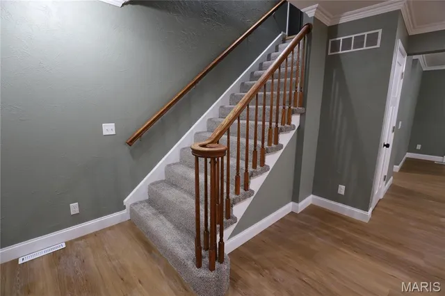 $389,900 | 310 Fairview Lane, Desloge, MO 63601