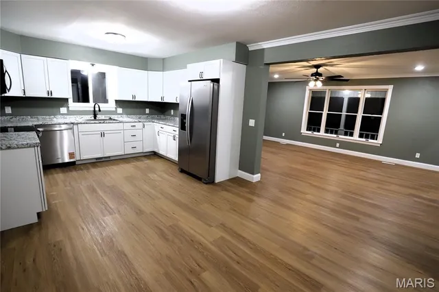 $389,900 | 310 Fairview Lane, Desloge, MO 63601