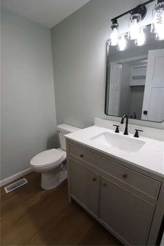 $389,900 | 310 Fairview Lane, Desloge, MO 63601