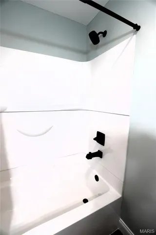 $389,900 | 310 Fairview Lane, Desloge, MO 63601