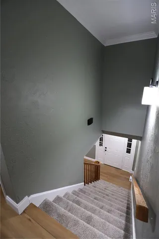 $389,900 | 310 Fairview Lane, Desloge, MO 63601