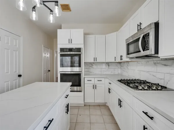$3,050 | 4510 Chestnut Meadow Drive, Sugar Land, TX 77479