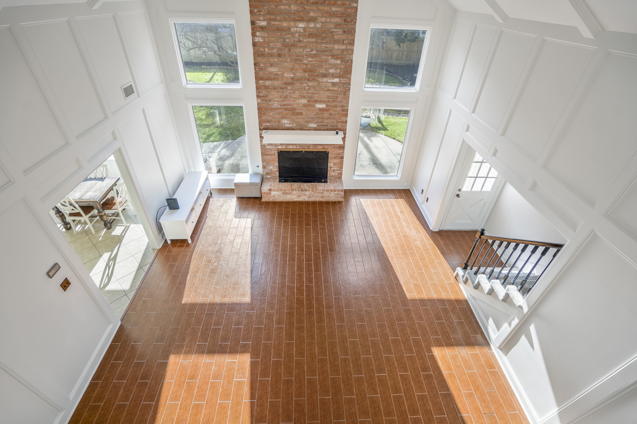 9507 Godstone Lane Spring, TX 77379 - Photo 35 of 42 Looking down from the second floor walkway...