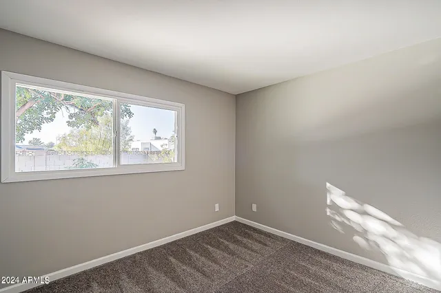 $2,600 | 14008 North 52nd Avenue, Glendale, AZ 85306