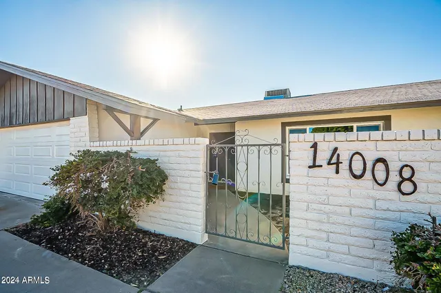 $2,600 | 14008 North 52nd Avenue, Glendale, AZ 85306