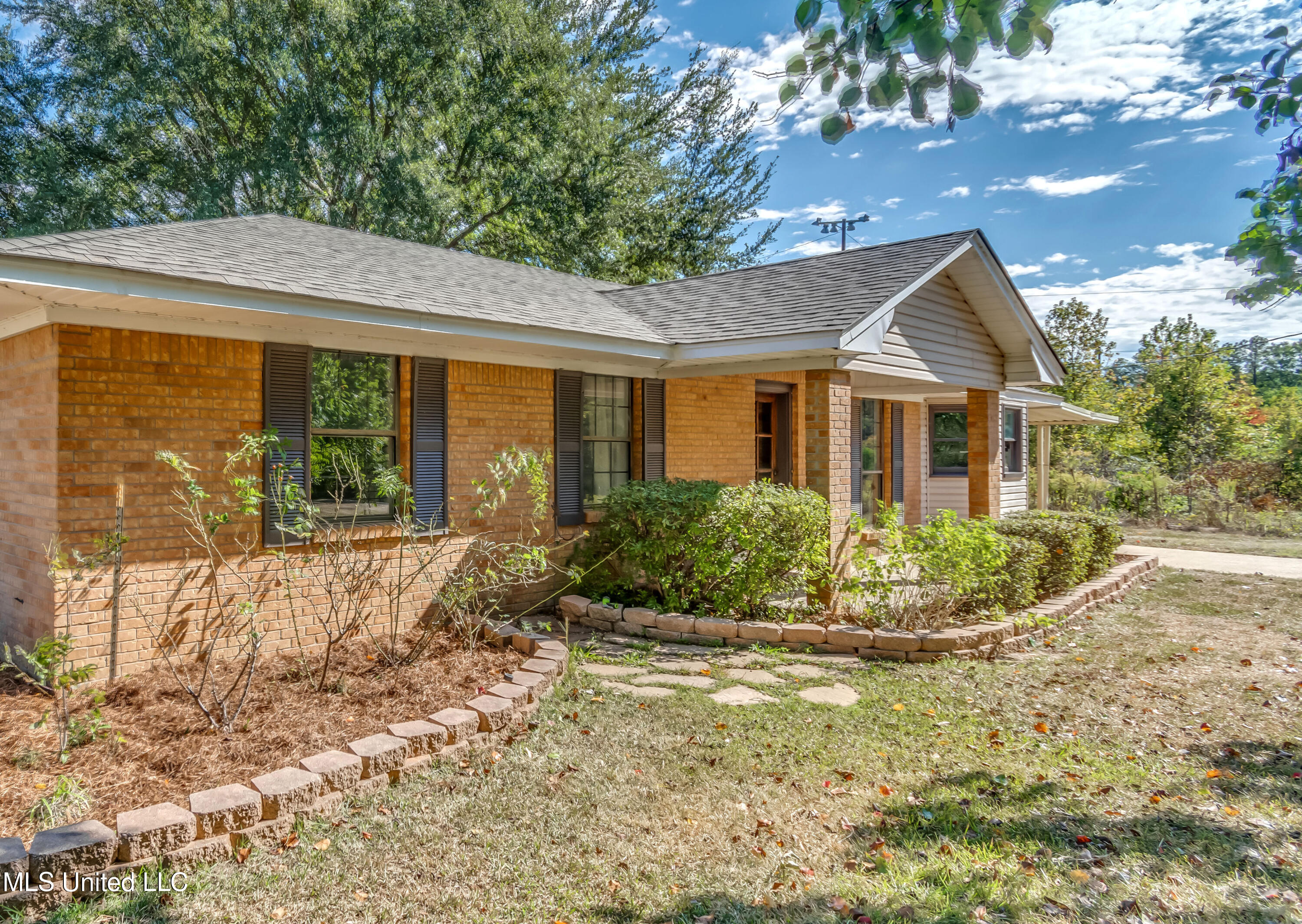5746 adams station rd-6