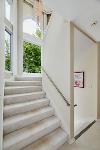 $1,499,900 | 2822 Moelter Drive, Lyons, WI 53147