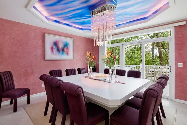 $1,499,900 | 2822 Moelter Drive, Lyons, WI 53147