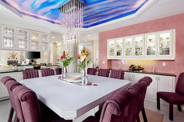 $1,499,900 | 2822 Moelter Drive, Lyons, WI 53147