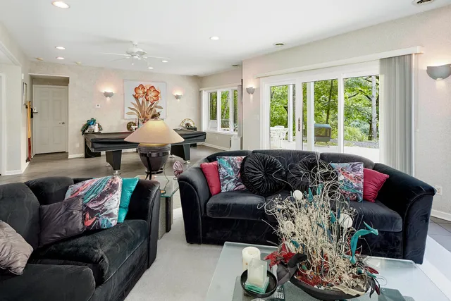 $1,499,900 | 2822 Moelter Drive, Lyons, WI 53147