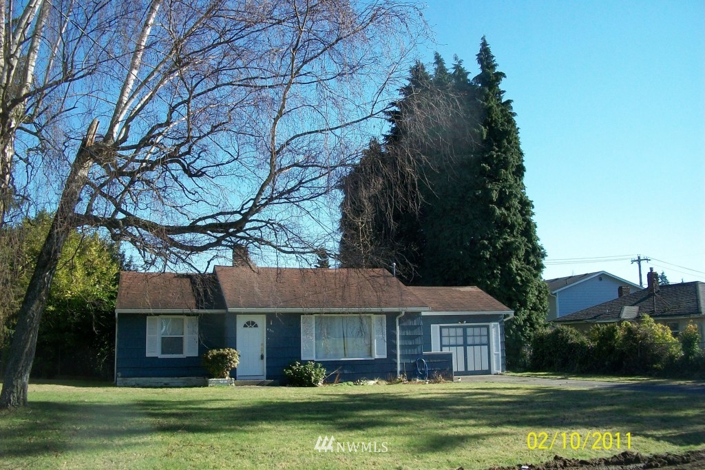 6311 Rockefeller Avenue Everett, WA 98203 - Photo 1 of 1