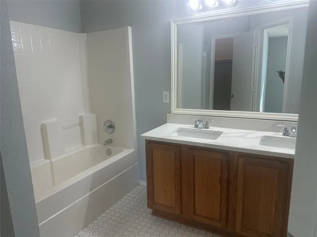 $2,500 | 1744 Hickory Creek Lane, Rockwall, TX 75032