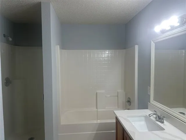 $2,500 | 1744 Hickory Creek Lane, Rockwall, TX 75032