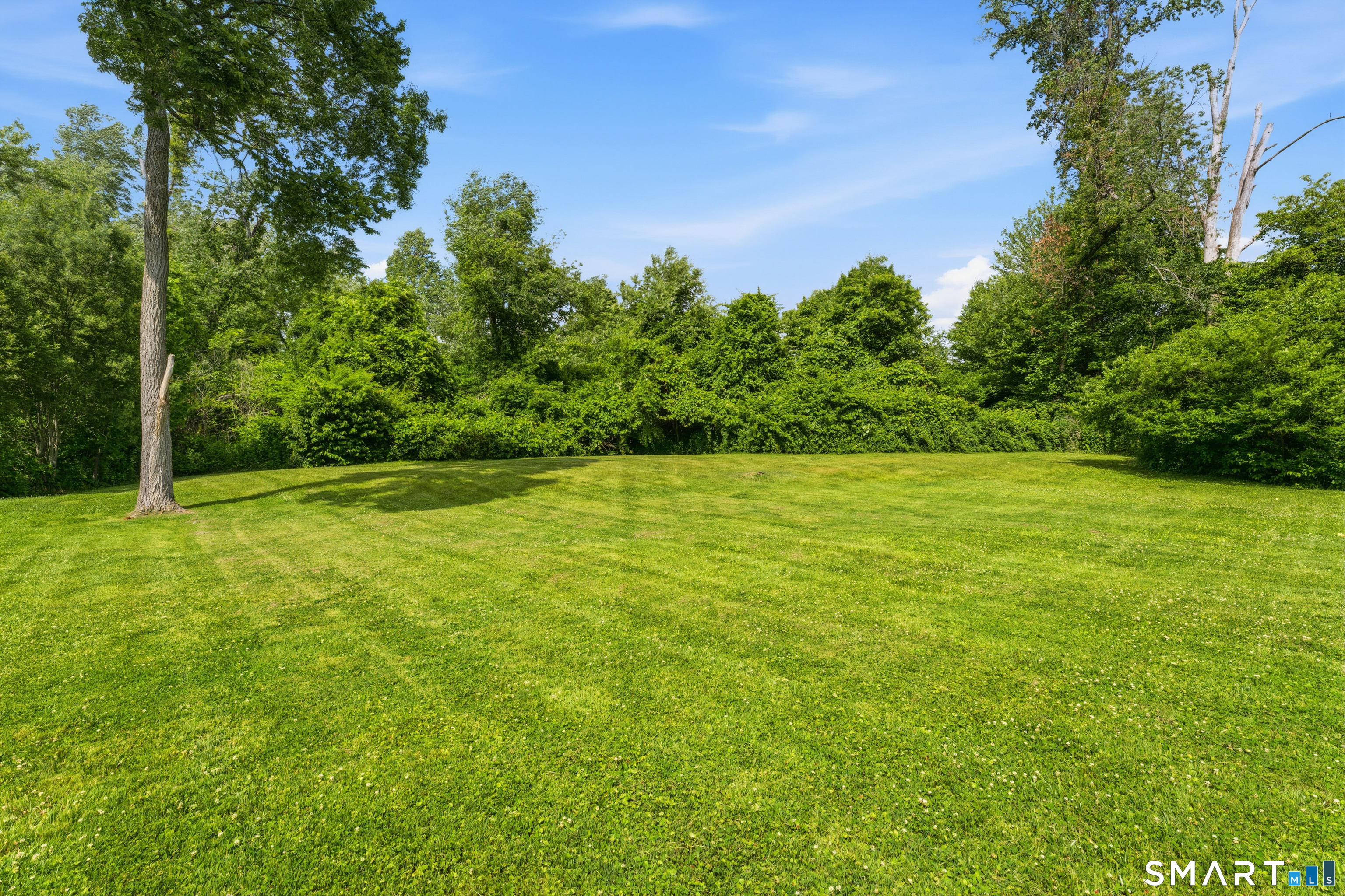 47 Tower Road Brookfield, CT 06804 - Photo 3 of 39