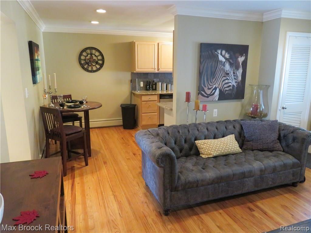 475 South Adams Road, Unit 21 Birmingham, MI 48009 - Photo 5 of 17
