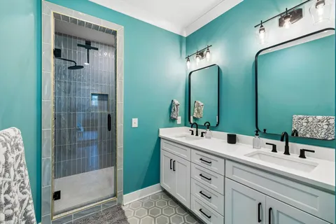$735,000 | 1008 59th Avenue North, Nashville, TN 37209