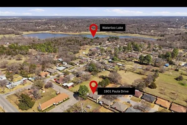 a view of outdoor space and basketball court