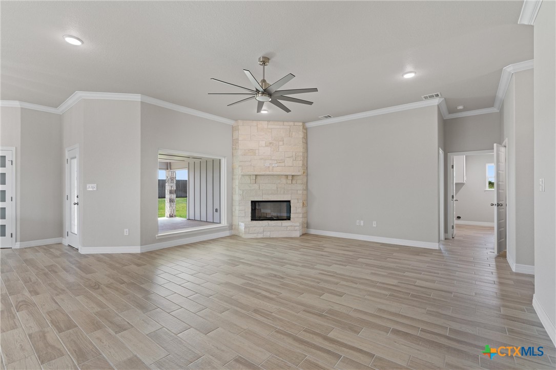 1313 Red Rock Road Hewitt, TX 76643 - Photo 2 of 30