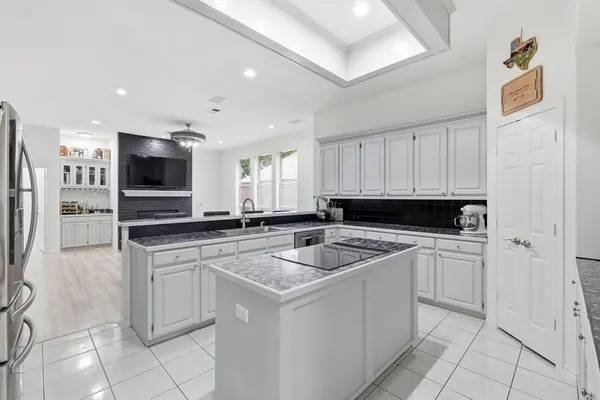 $775,000 | 2105 Leeds Drive, Plano, TX 75025
