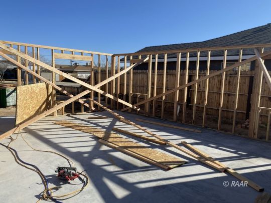 1001 Sims Street Ridgecrest, CA 93555 - Photo 3 of 6 a view of a balcony