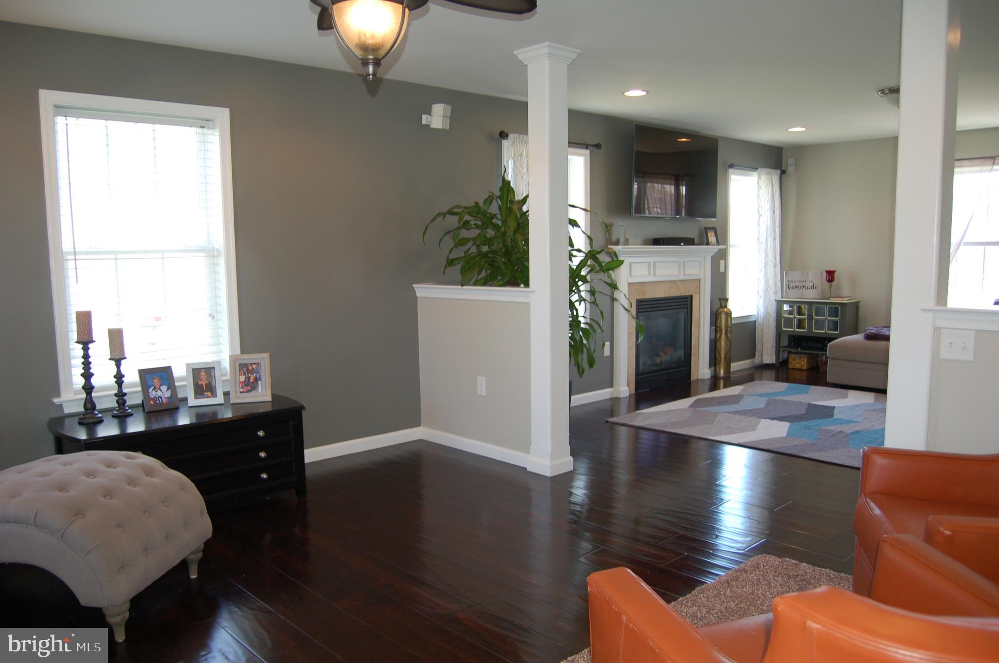 633 Frome Avenue Lititz, PA 17543 - Photo 22 of 48 Living or Dining Room