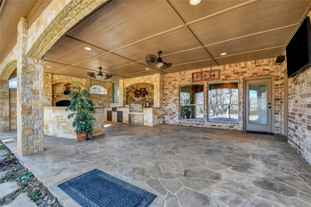 116 McClintock Court Weatherford, TX 76088 - Photo 6 of 38 Patio
