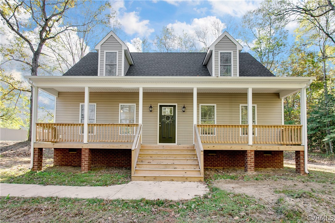 15812 Harrowgate Road Chester, VA 23831 - Photo 2 of 31 a view of a house with a yard