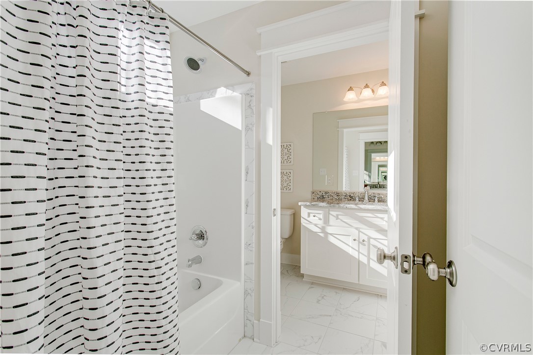 15812 Harrowgate Road Chester, VA 23831 - Photo 25 of 31 a bathroom with a shower