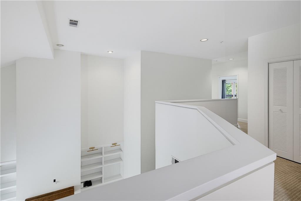 5356 Brooke Ridge Drive Atlanta, GA 30338 - Photo 15 of 40 Gallery Image 15