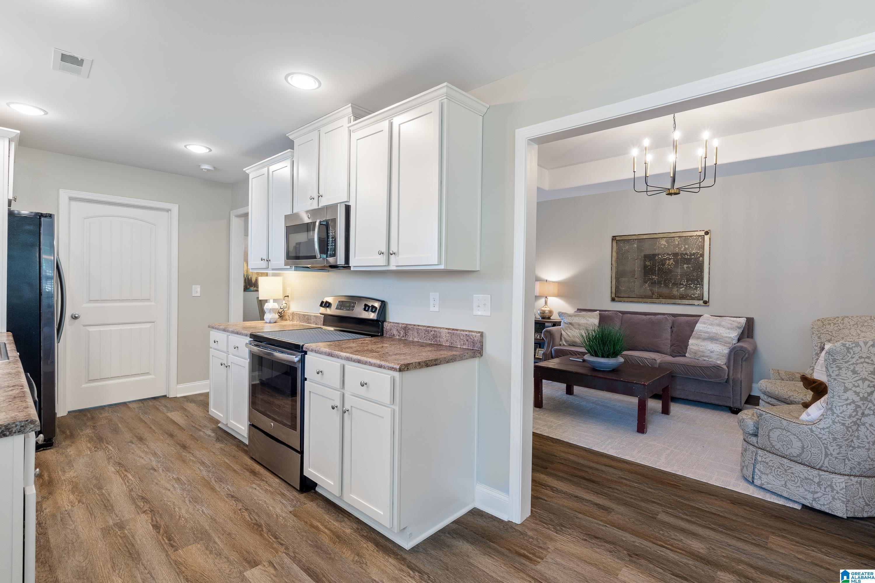 312 Vincent Street Alabaster, AL 35007 - Photo 16 of 34 Gallery Image 16