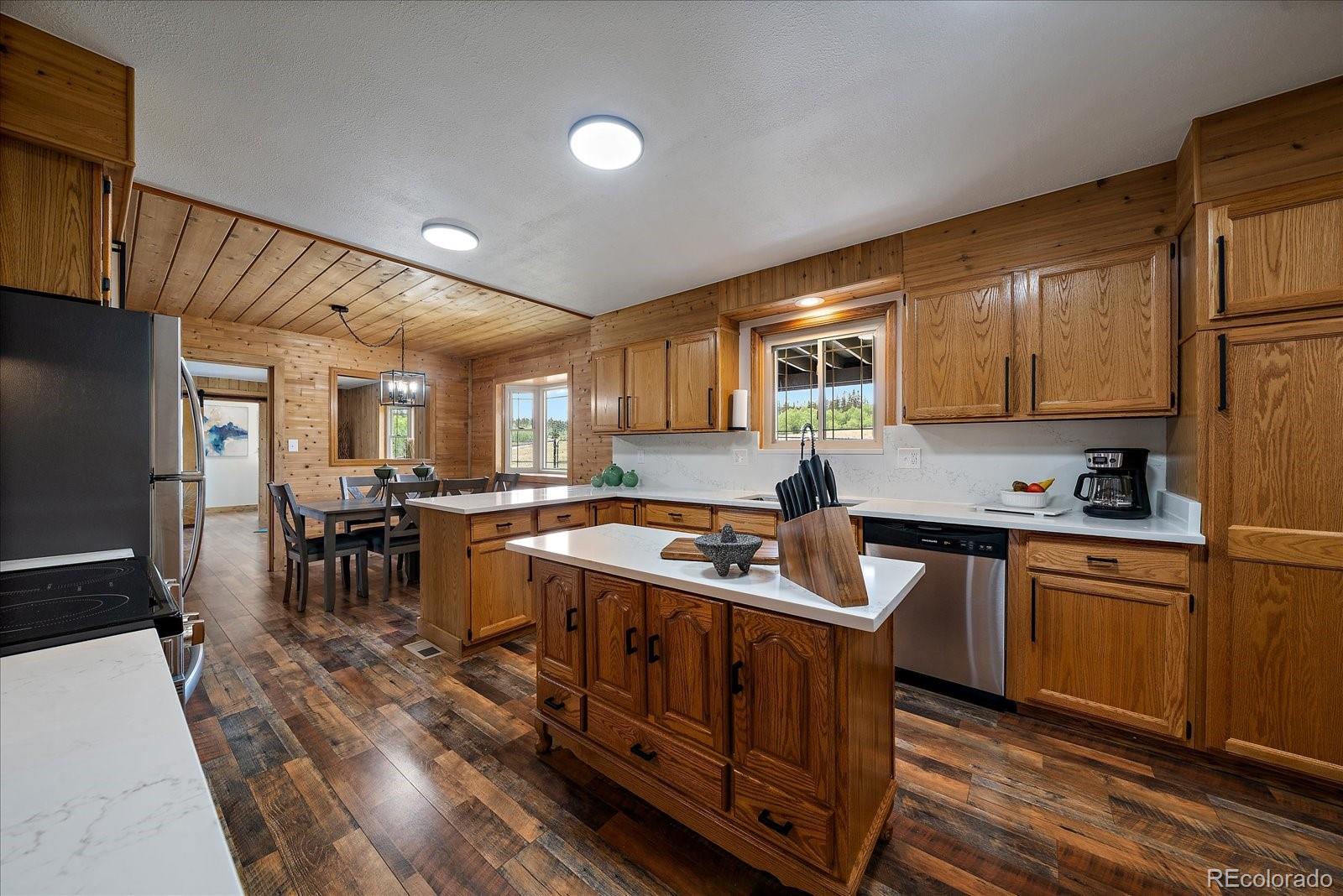 1567 Chippewa Road Jefferson, CO 80456 - Photo 13 of 38