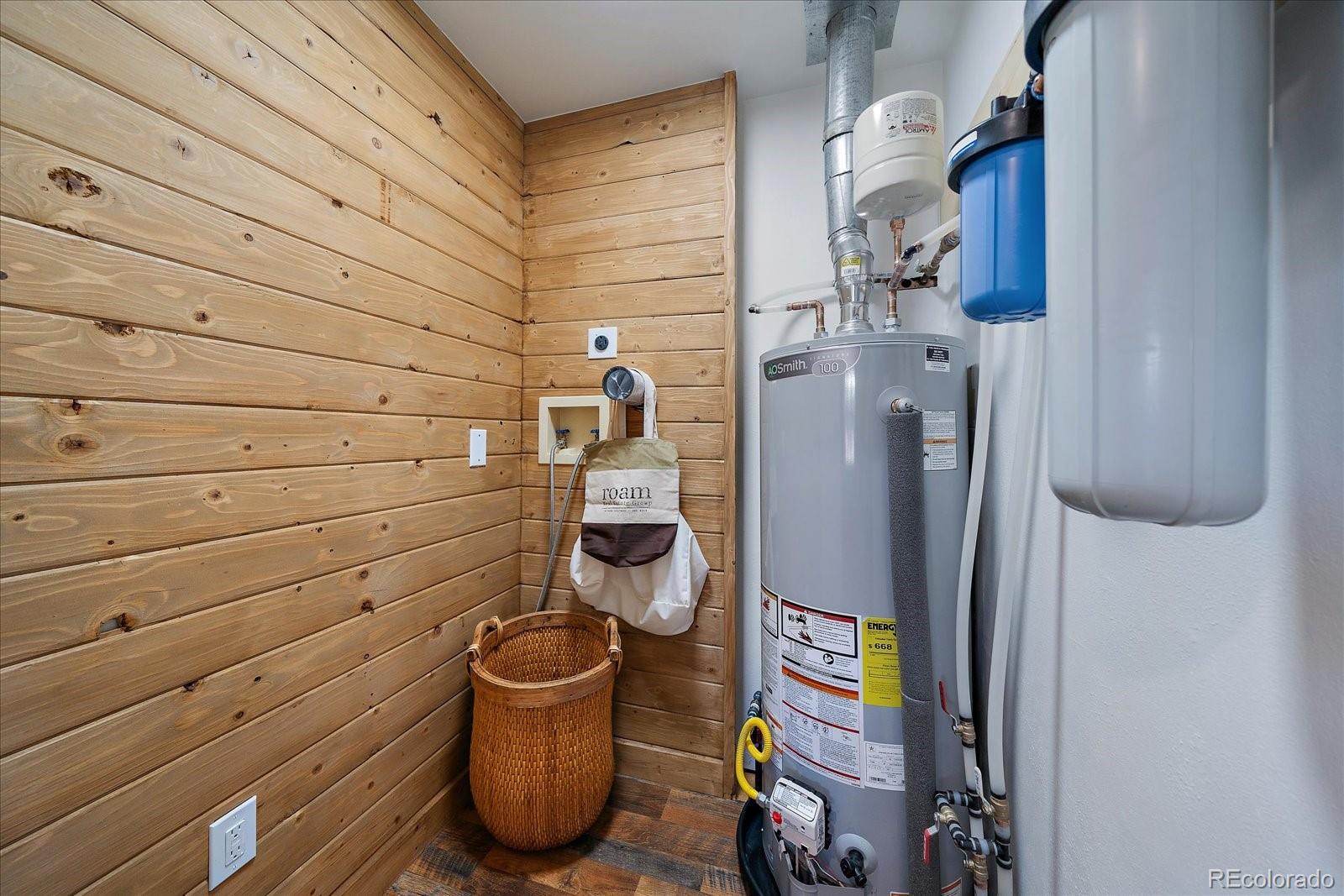 1567 Chippewa Road Jefferson, CO 80456 - Photo 15 of 38