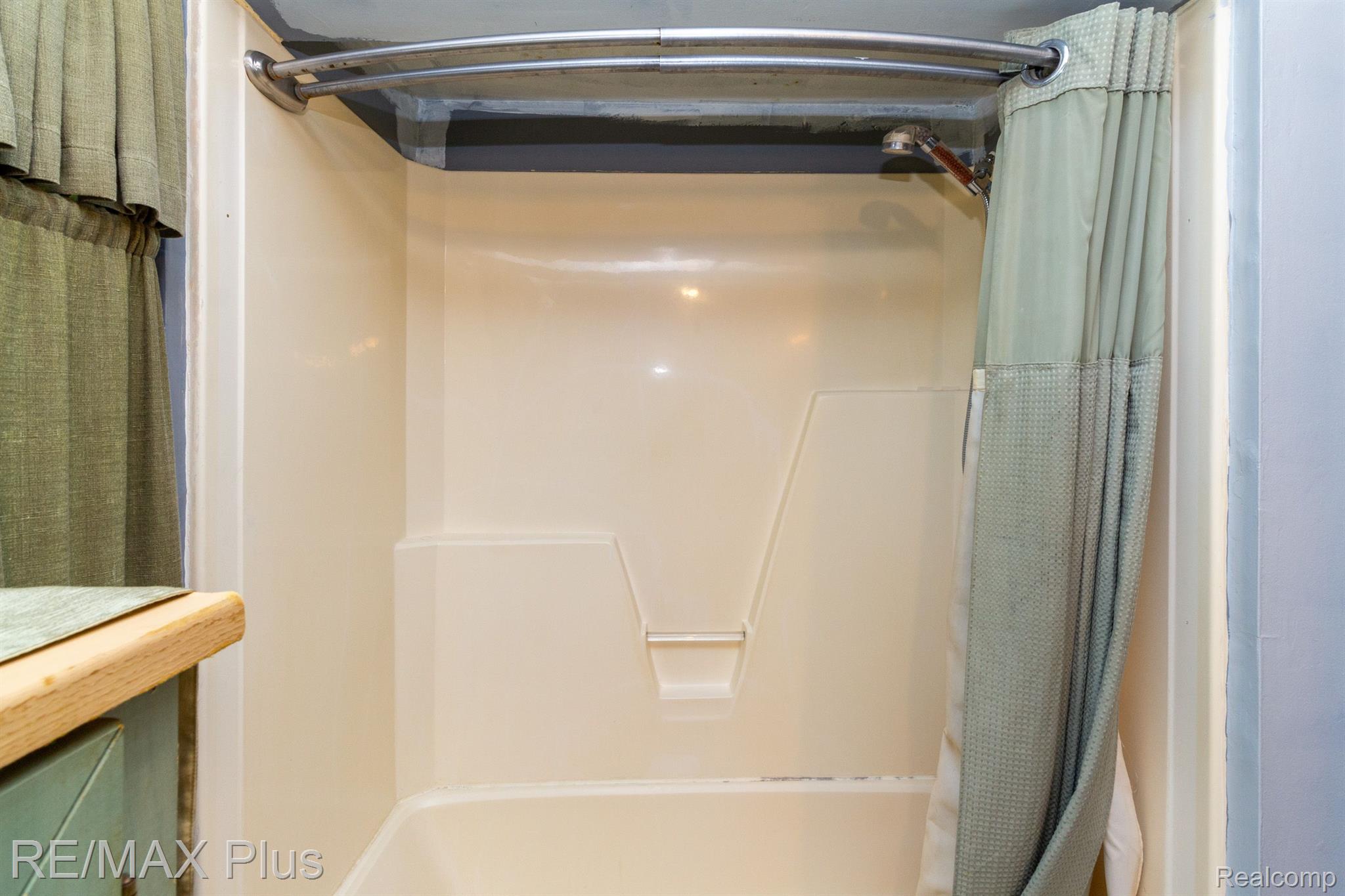 4860 General Squier Road Dryden, MI 48428 - Photo 18 of 51 Gallery Image 18
