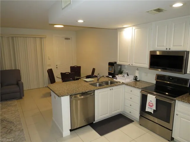 $4,000 | 3492 Islandwalk Circle, Naples, FL 34119