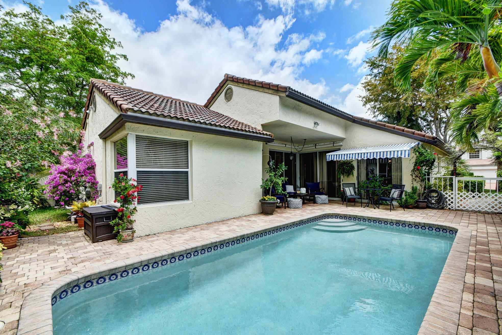 23291 La Vida Way Boca Raton, FL 33433 - Photo 2 of 37 POOL AND PATIO