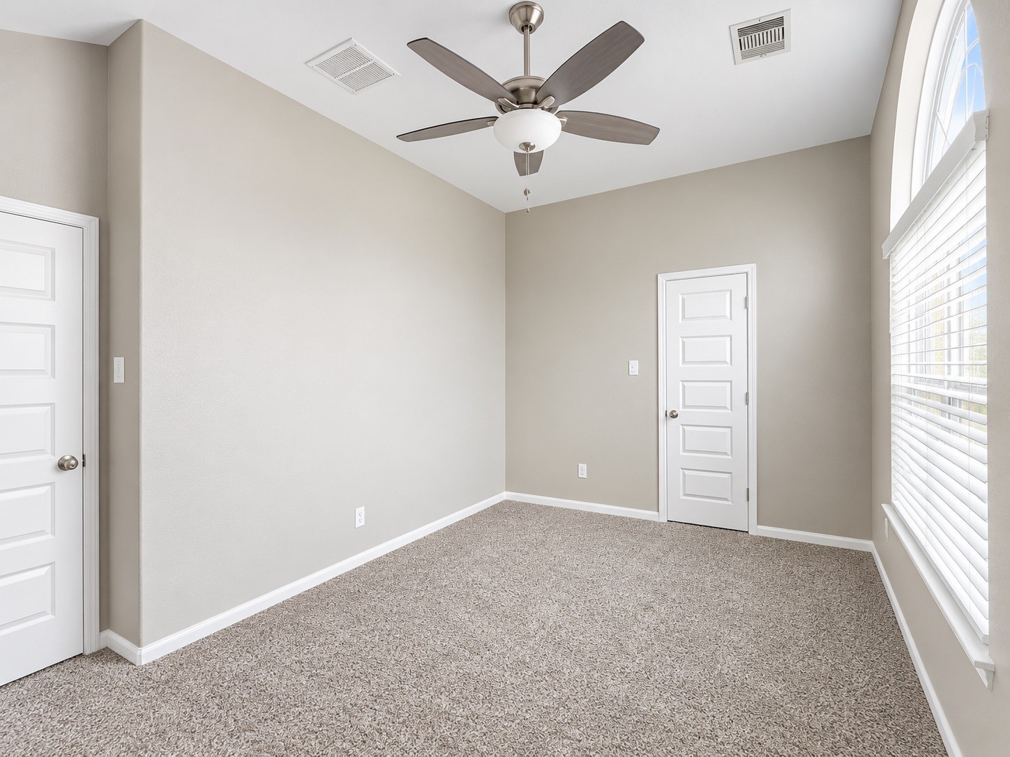 11014 Royale Ridge Lane Houston, TX 77089 - Photo 16 of 22 Gallery Image 16