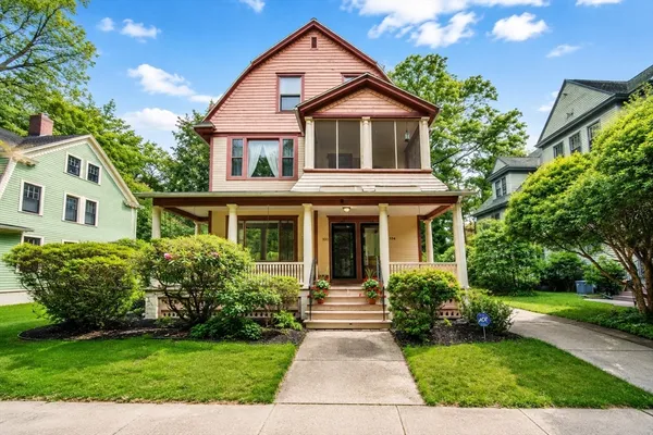 $2,600 | 332 Forest Park Avenue, Unit 332, Springfield, MA 01108