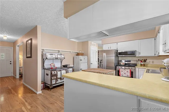 $1,295,000 | 17305 Riverside Road, Crocker, MO 65452