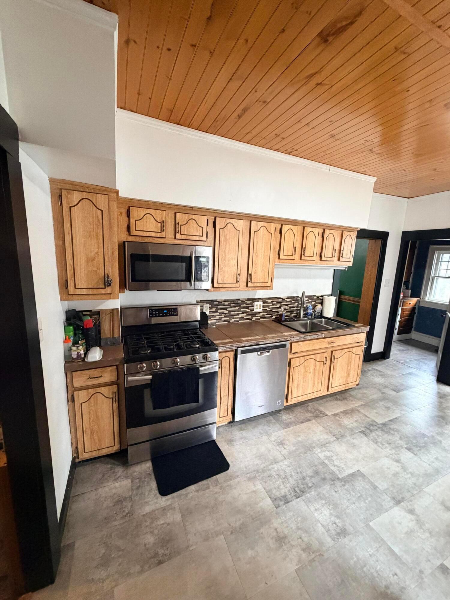 150 Englewood Road Springfield, OH 45504 - Photo 14 of 64