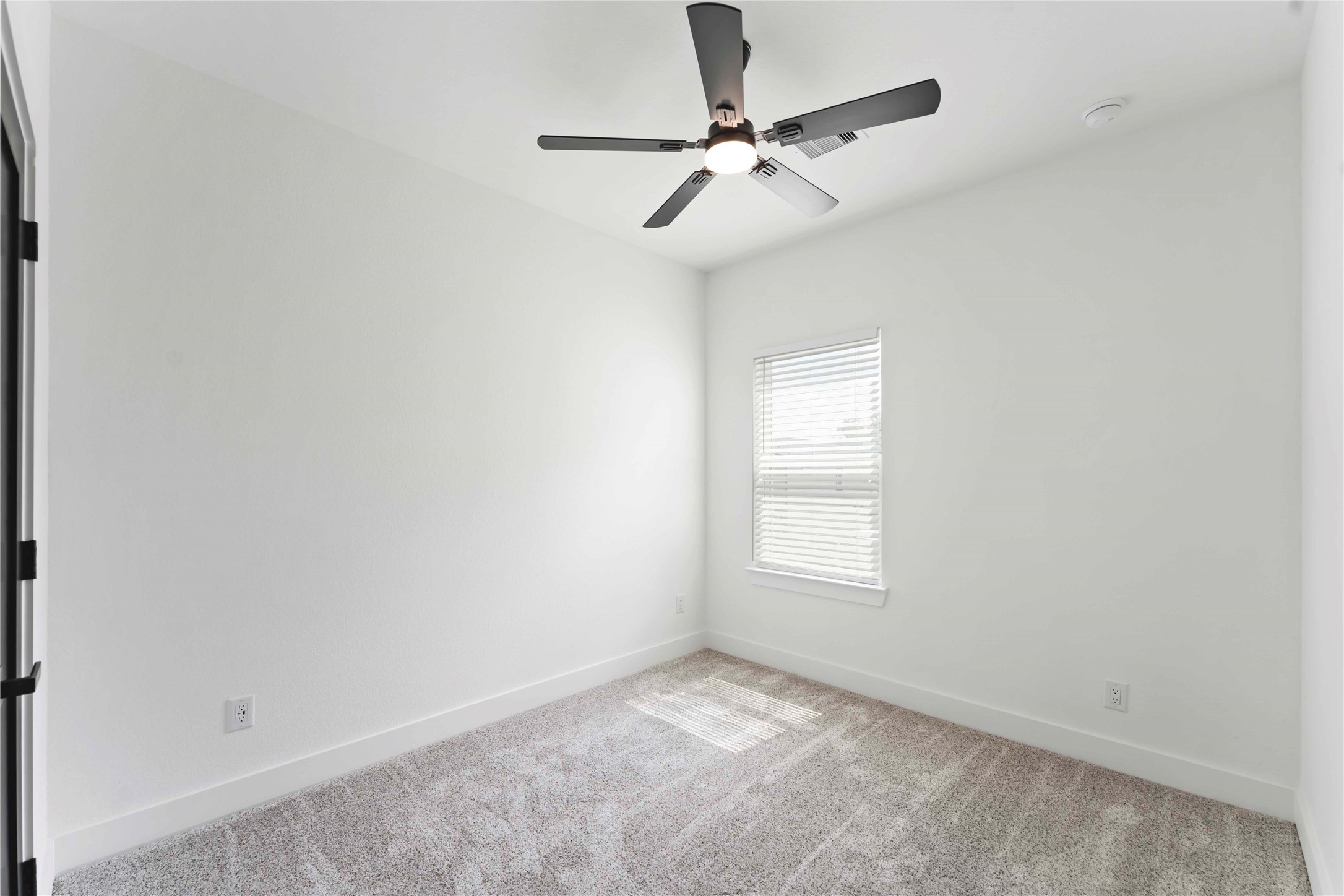 8501 Safeguard Street, Unit B Houston, TX 77051 - Photo 17 of 30