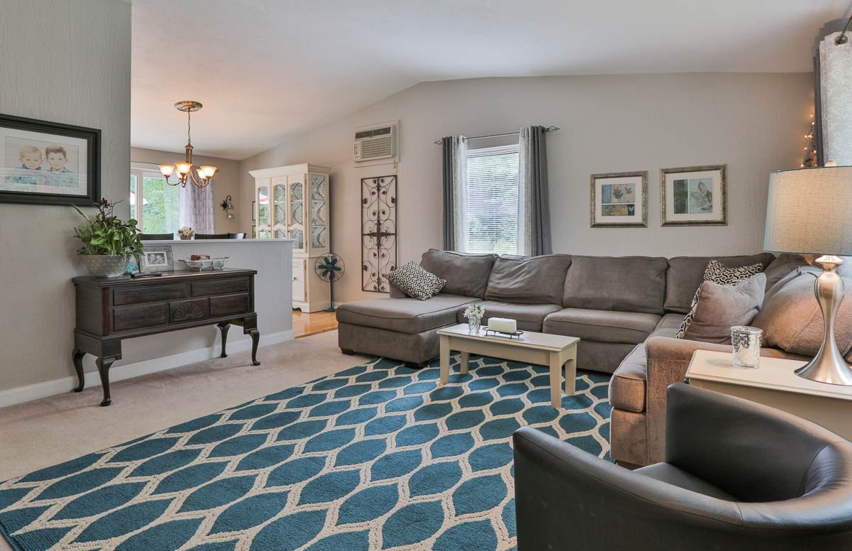 155 Lancaster Farm Road Salem, NH 03079 - Photo 7 of 27