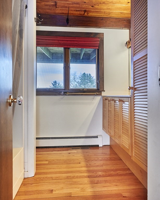 426 Kennedy Road Northampton, MA 01053 - Photo 15 of 42 Gallery Image 15