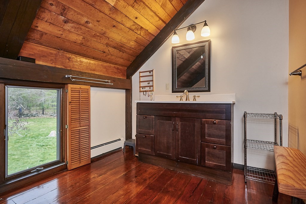 426 Kennedy Road Northampton, MA 01053 - Photo 20 of 42 Gallery Image 20