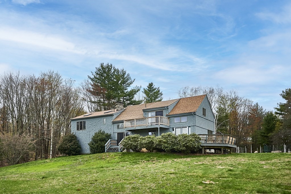 426 Kennedy Road Northampton, MA 01053 - Photo 2 of 42 Gallery Image 2