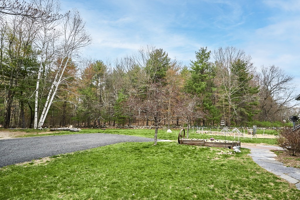 426 Kennedy Road Northampton, MA 01053 - Photo 29 of 42 Gallery Image 29