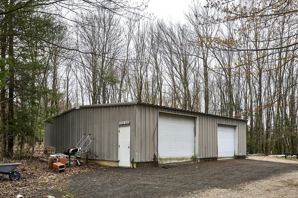 426 Kennedy Road Northampton, MA 01053 - Photo 32 of 42 Gallery Image 32