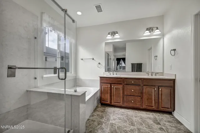 $579,000 | 6980 Lusitano Way, Sparks, NV 89436